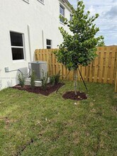 2573 SE 25th Ter in Homestead, FL - Building Photo - Building Photo