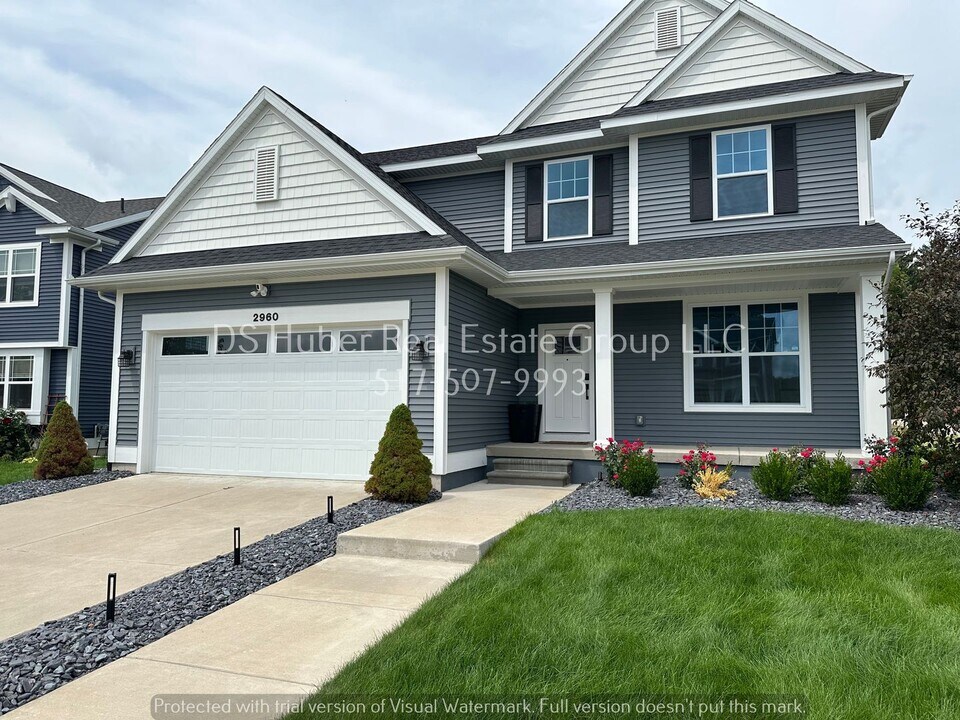 2960 Medinah Dr in Okemos, MI - Building Photo