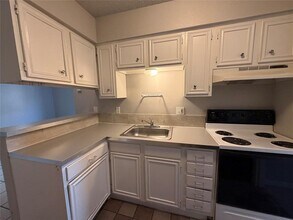 4303 Duval St in Austin, TX - Building Photo - Building Photo