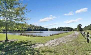 6001 Forest Lakes Cove in Sterrett, AL - Building Photo - Building Photo