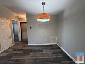 133 McGill Park Ave NE, Unit 133 in Atlanta, GA - Foto de edificio - Building Photo