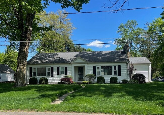 property at 2 Robert St