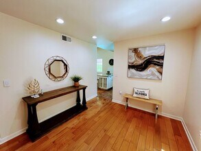 5309 Lockhurst Dr in Los Angeles, CA - Building Photo - Building Photo