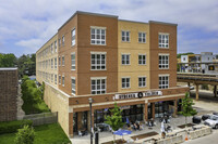 828 Lofts in Evanston, IL - Foto de edificio - Primary Photo