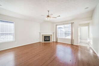 21819 Silent Jasmin Ct in Cypress, TX - Building Photo - Building Photo