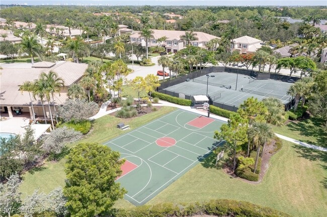 6895 Del Mar Terrace in Naples, FL - Building Photo - Building Photo