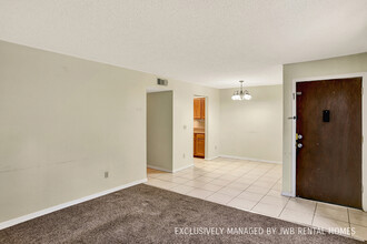 472 Bentwood Ln-Unit -A in Orange Park, FL - Building Photo - Building Photo