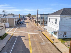 401 E Main St in Humble, TX - Building Photo - Building Photo
