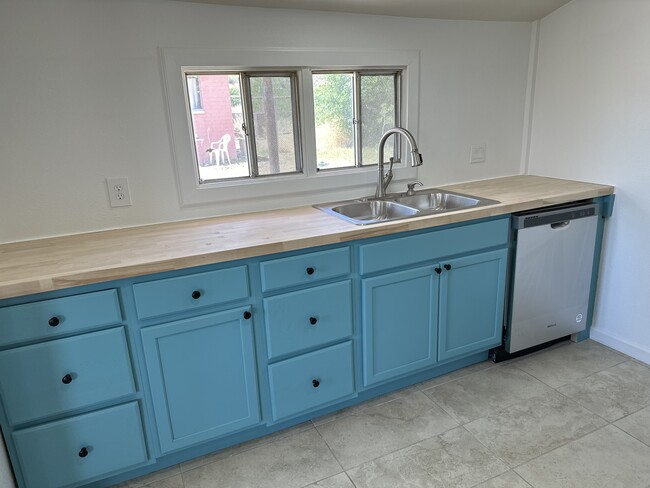 453 W Hackney Hill Rd, Unit Main house in Globe, AZ - Foto de edificio - Building Photo
