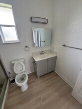 137 Ortega Pl in North Port, FL - Building Photo - Building Photo