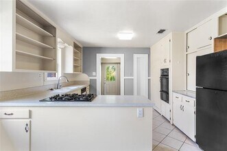 2711 Greene Ave in Fort Worth, TX - Building Photo - Building Photo
