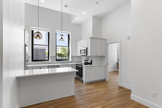 101 Richmond St in Providence, RI - Foto de edificio - Building Photo