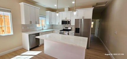 1515 Monica Ct in Santa Maria, CA - Building Photo - Building Photo