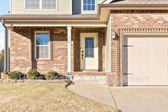 112 Sycamore Hill Dr in Clarksville, TN - Building Photo - Building Photo