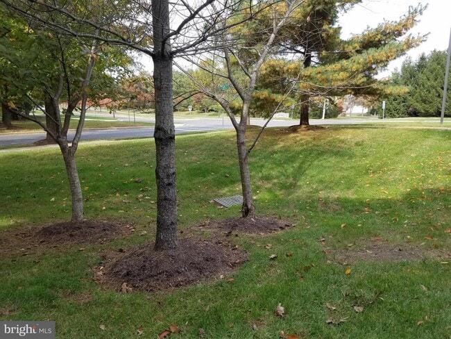 21227 Delevan Way in Germantown, MD - Building Photo - Building Photo