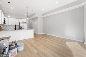 919 N 15th St in Philadelphia, PA - Building Photo - Building Photo