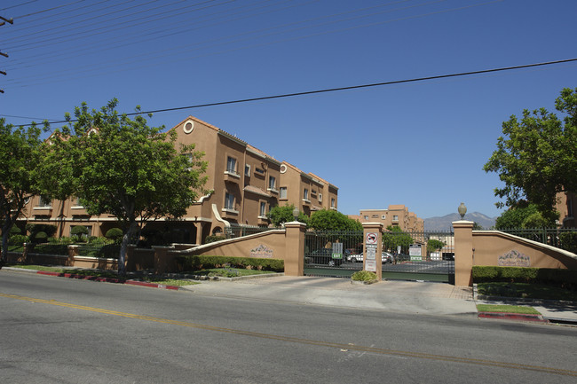 Broadway Village in San Gabriel, CA - Building Photo - Building Photo