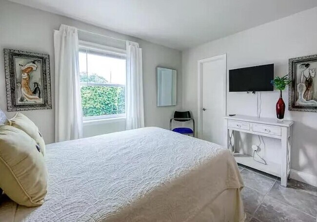 3625 S Olive Ave in West Palm Beach, FL - Building Photo - Building Photo
