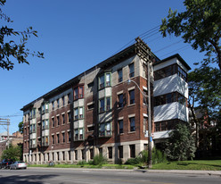 456 Palmerston Ave Apartments