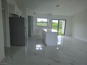 2707 30th St SW in Lehigh Acres, FL - Building Photo - Building Photo