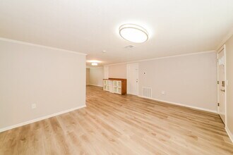5009 Silk Oak Dr in Sarasota, FL - Building Photo - Building Photo