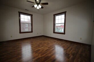 949 Prospect St, Unit Up in Indianapolis, IN - Building Photo - Building Photo
