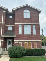 9207 Gerritsen Ave in Brookfield, IL - Building Photo