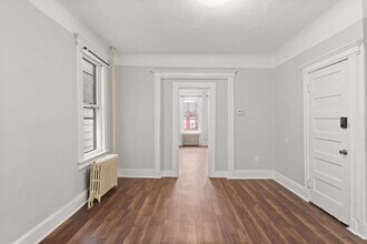 78 Court House Pl in Jersey City, NJ - Building Photo - Building Photo