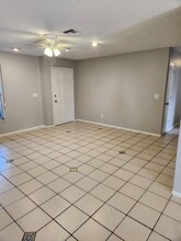 2049 Maravilla Cir in Ft. Myers, FL - Building Photo - Building Photo