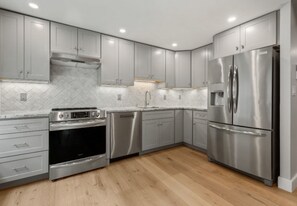 99 Fulton St, Unit 4 in Boston, MA - Building Photo