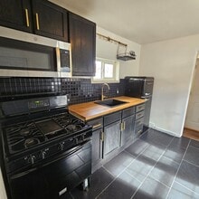 355 S Wells Ave in Reno, NV - Building Photo - Building Photo