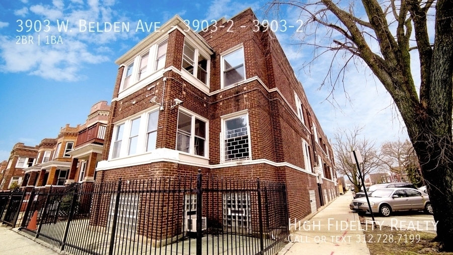 3903 W Belden Ave in Chicago, IL - Building Photo