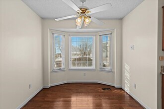 31112 Columbia Dr in Novi, MI - Building Photo - Building Photo