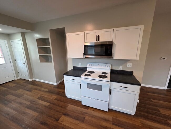 311 19th Pl in Clinton, IA - Building Photo - Building Photo