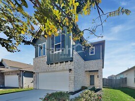 2726 Wolfcreek in Canyon Lake, TX - Building Photo