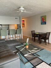 12600 Melville Dr, Unit 203A in Montgomery, TX - Building Photo - Building Photo