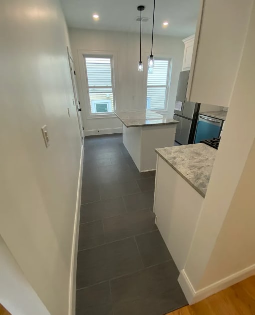 234 Calumet St, Unit B in Boston, MA - Building Photo - Building Photo