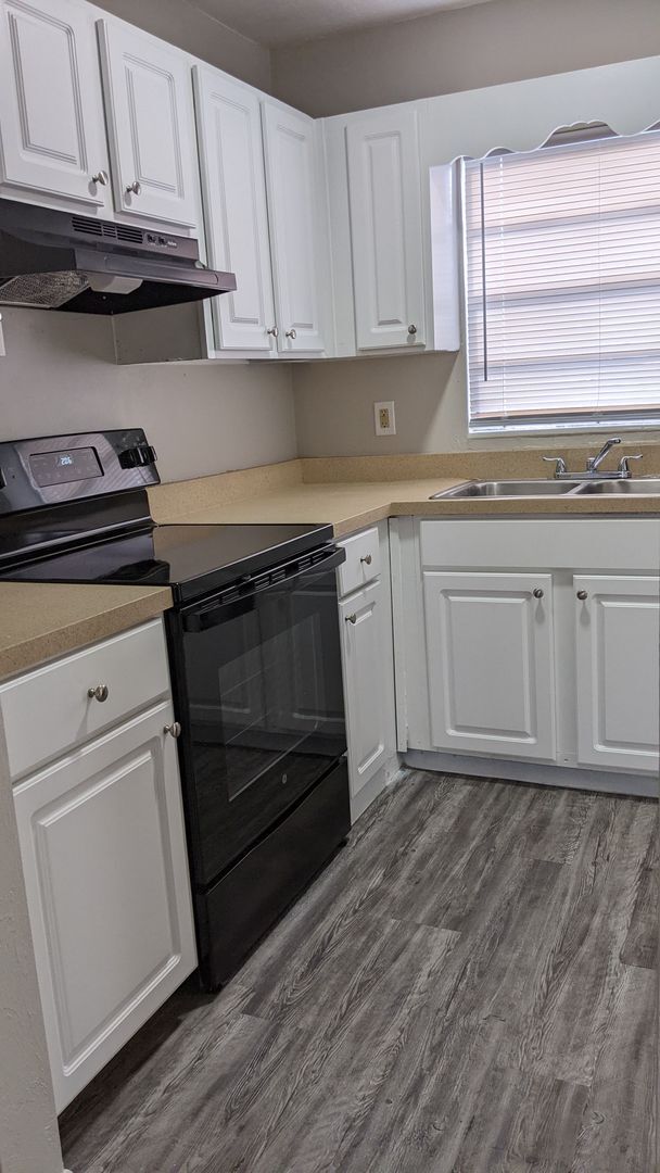 915 SW 61st St in Gainesville, FL - Building Photo - Building Photo