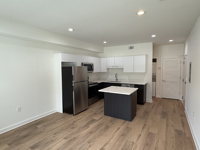 750 Cascade Pl SW-Unit -Unit 5 in Atlanta, GA - Building Photo - Building Photo