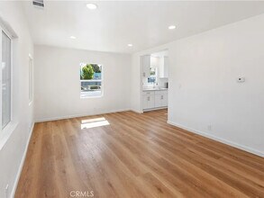 6 W 23rd St in Merced, CA - Building Photo - Building Photo