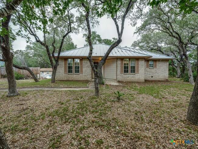 property at 510 Maricopa Dr