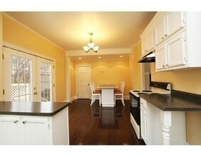61 Donnybrook Rd, Unit 1 in Boston, MA - Building Photo - Building Photo