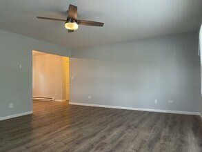 479 Eisenhower St in Marengo, IL - Building Photo - Building Photo