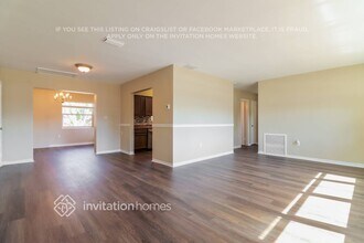 8541 Jacaranda Ave in Seminole, FL - Foto de edificio - Building Photo