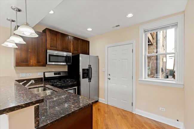 4022 N Central Park Ave in Chicago, IL - Building Photo - Building Photo