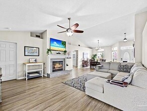 5252 Choctaw Ave in Pensacola, FL - Building Photo - Building Photo