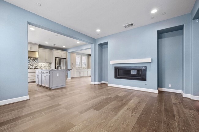 3014 Shorebird Pl in Marina, CA - Building Photo - Building Photo