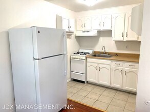 338 University Pl in San Diego, CA - Building Photo - Building Photo