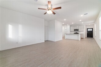 23022 Bright Lgt Ln in Katy, TX - Building Photo - Building Photo