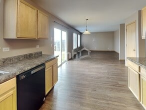 2419 Paradise Cir in Plainfield, IL - Building Photo - Building Photo
